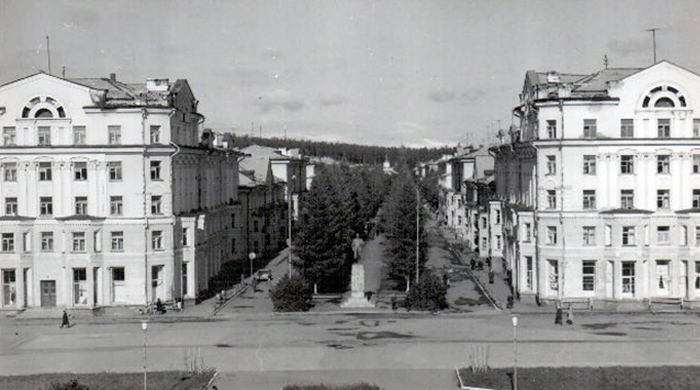 Лиственничная алея Североуральск